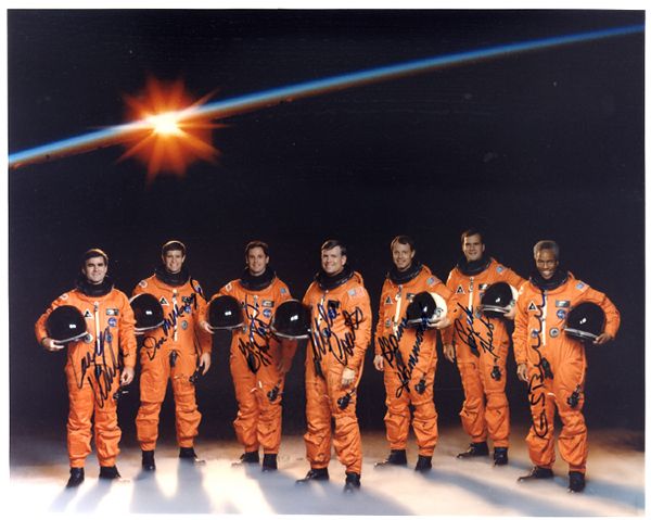 Space Shuttle Discovery Crew Signed Photo